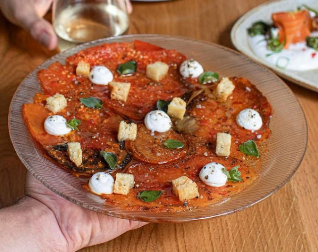 חדר לילה | Night Room