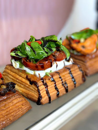 Opinii despre רחלי ור ניר (מסעדת קרואסונים) în ירושלים - הסעדה