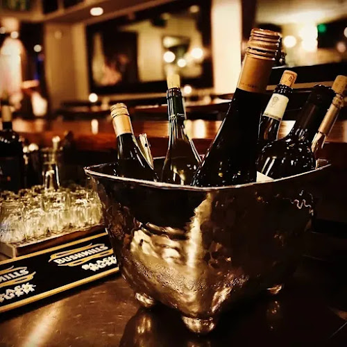 פרנקי - הסעדה