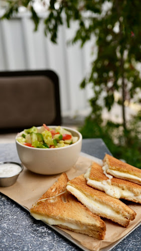 Timothy Café - הסעדה