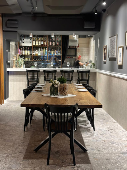 וניה ביסטרו