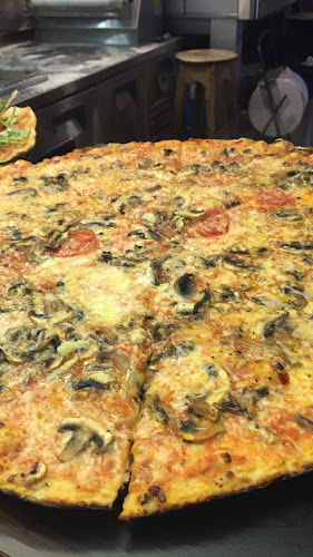 Opinii despre פיצה בוטיק Boutique Pizza אלנבי 44 în תל אביב-יפו - הסעדה