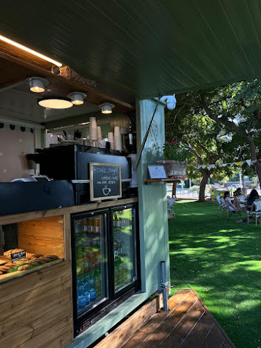 עגלת קפה נוגה