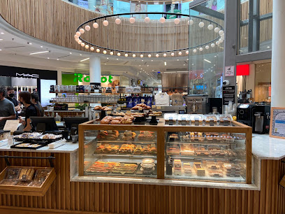 קניון מול הים - TATTI & ILANS