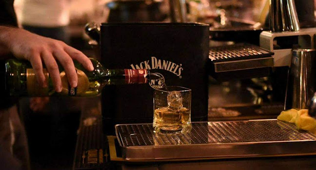 פרנקי - הסעדה