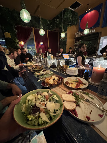 ספארי סאן Safari sun - הסעדה