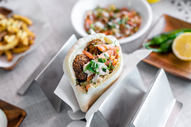 אצל יוחנן - נס ציונה