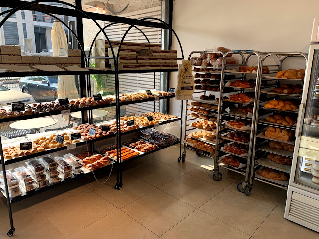 מאפיית סרוסי - הסעדה