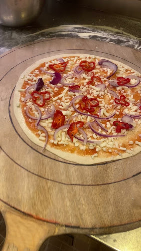 Opinii despre פיצה בוטיק Boutique Pizza אלנבי 44 în תל אביב-יפו - הסעדה