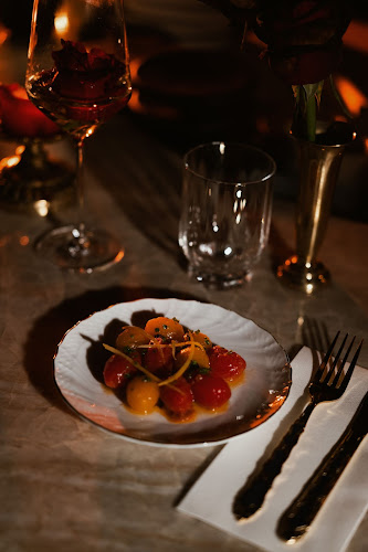 ROUGE - רוז׳ - הסעדה