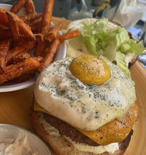 Vegan J17 - הטבעונית J17