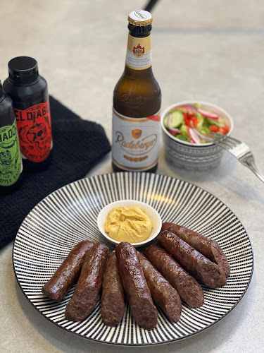 אלזס שרקוטרי הנקניקיות של אלן טלמור וניסים יצחק - תל אביב-יפו