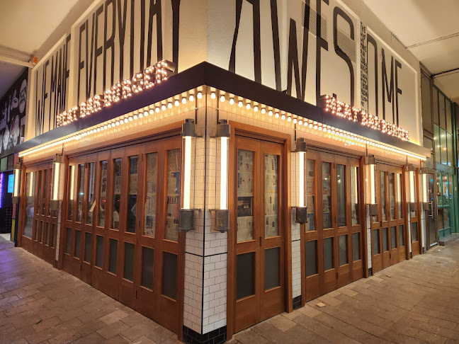 מיט בר בורגר אבן גבירול