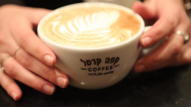 קפה קרמל פולג - הסעדה