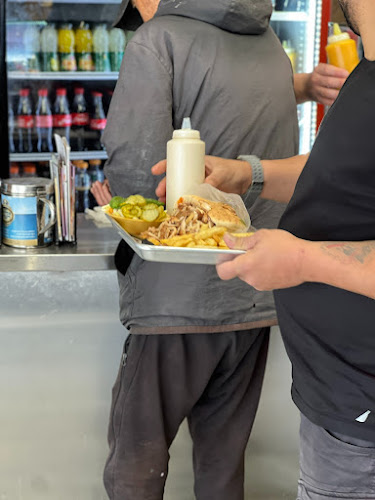 שווארמה אשקלון - הסעדה