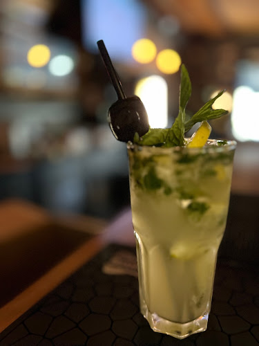 טומי גאן Tommy Gun - הסעדה