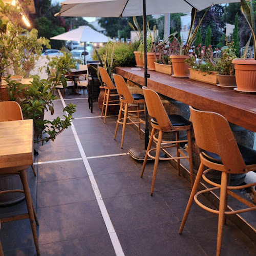 פרנקי - הסעדה