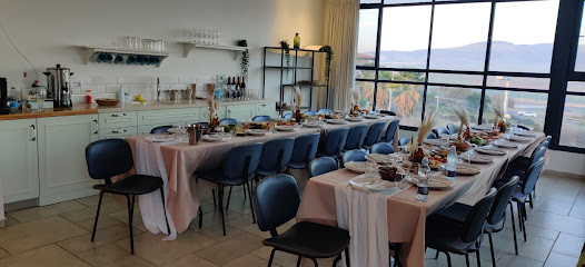 קייטרינג מגשי אירוח איט איט eatit catering