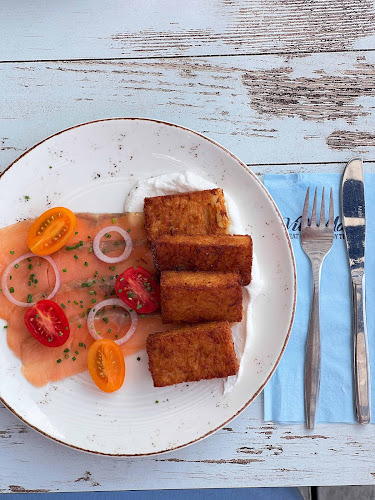 דרך בן גוריון 69, בת ים