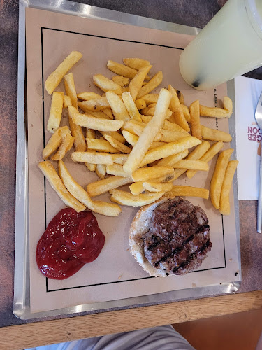 Comentarii opinii despre בורגר סאלון רגבה