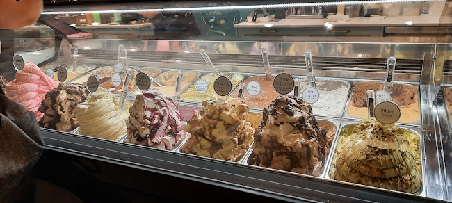 גולדה - הסעדה