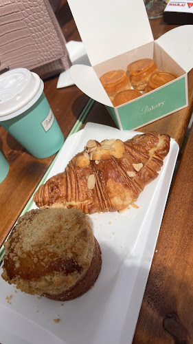 Delicatessen - דליקטסן גני תקווה - הסעדה