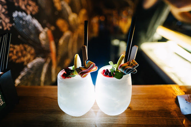 שושנה ג׳ונסון - ראשל״צ