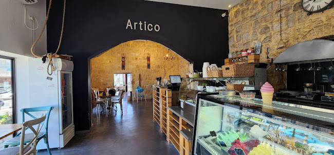 Artico ice cream&fruits - הסעדה