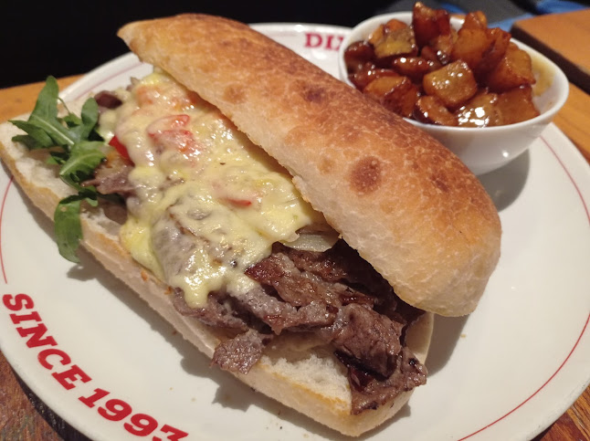 דיקסי גריל בר - תל אביב-יפו