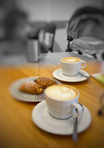 אוא קפה בעיר - הסעדה