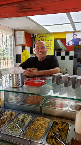 פלאפל 4 טעמים נס ציונה - הסעדה