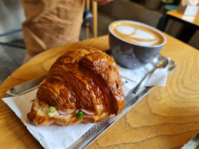 קפה נחת - הסעדה