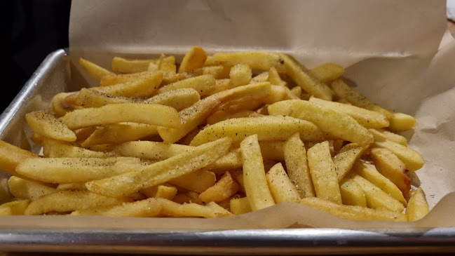 Opinii despre האטץ' în ירושלים - הסעדה