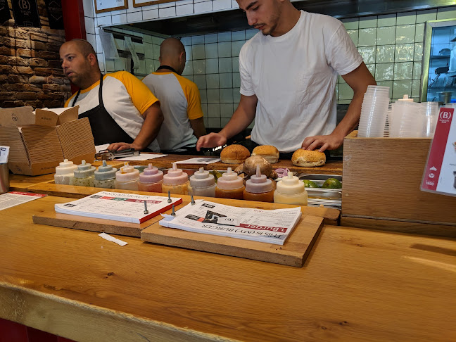 Burgers Bar | בורגרס בר | המבורגר כשר גבעה צרפתית ירושלים - הסעדה