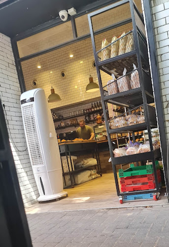 פנטריה נפולי - נתניה