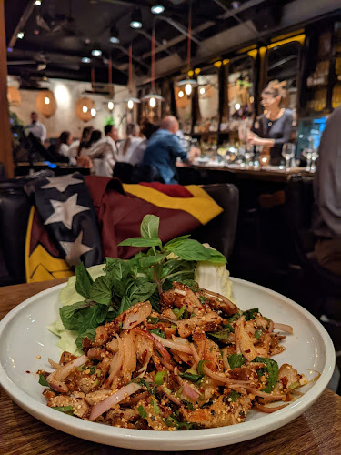 קאב קם - הסעדה