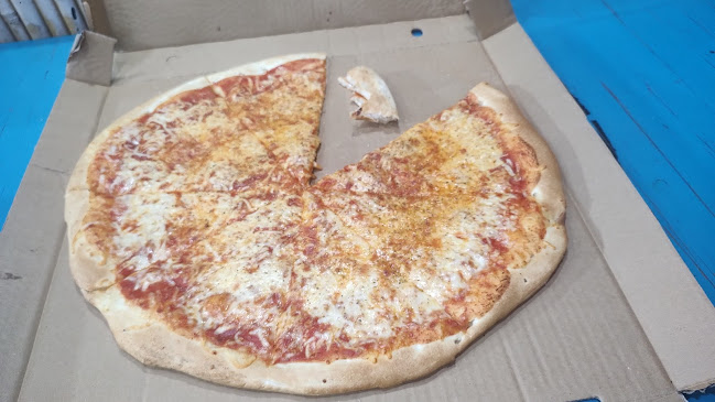 פיצה רונדו פ"ת - הסעדה