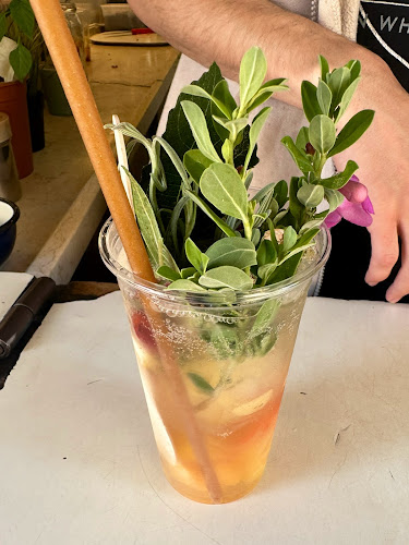 קפה לוינסקי - הסעדה