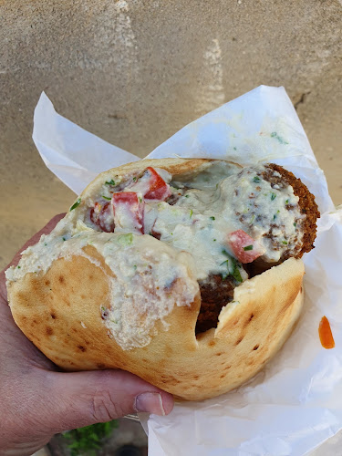 פלאפל הרצל - הסעדה