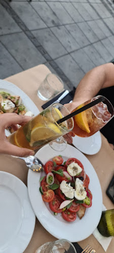 וניה ביסטרו - הסעדה