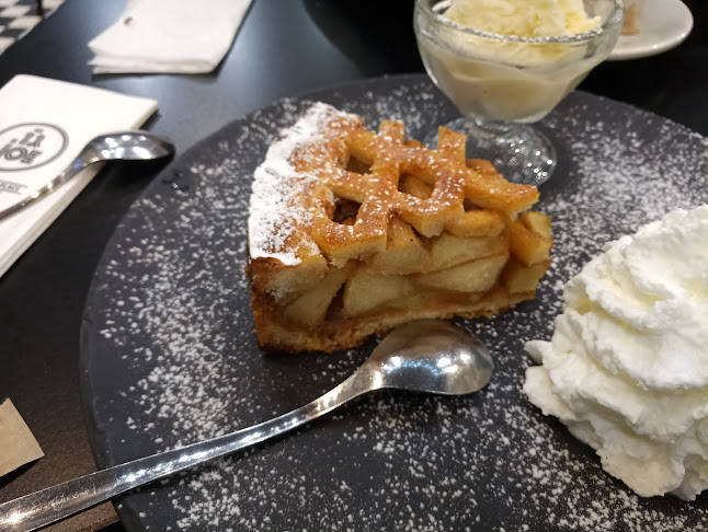 גולדה מאיר 7, חולון