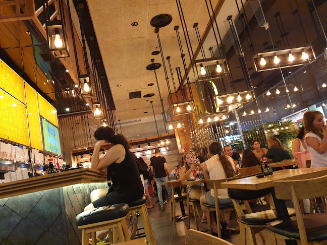 מוזס - הסעדה