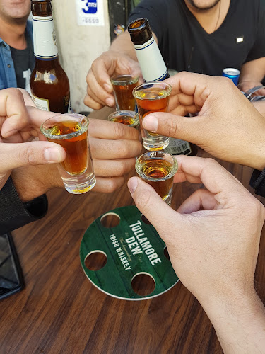 AKBAR בשוק הפשפשים אקבר - בר מסעדה - תל אביב-יפו