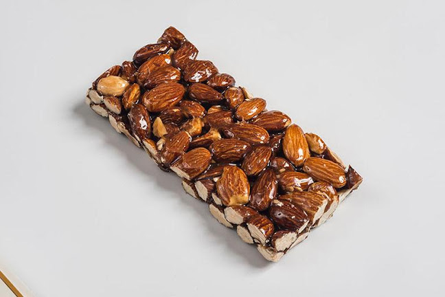 Mahroum Sweets since 1890 - הסעדה