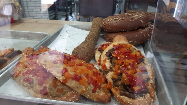 Opinii despre בית מאפה הגשר în באר שבע - הסעדה