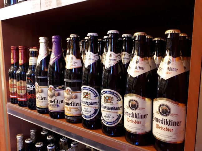 גפנא - חנות אלכוהול, חנות יין, משקאות חריפים, שתייה חריפה - הסעדה