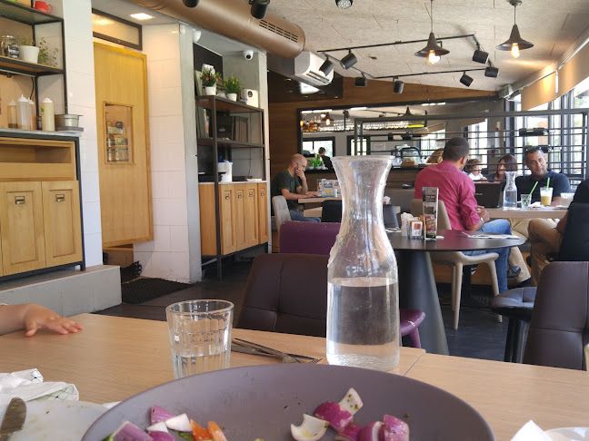 פרש דה מרקט ראש העין - הסעדה