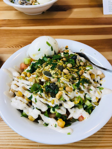 Opinii despre חומוס אליהו סנטר 1 în ירושלים - הסעדה