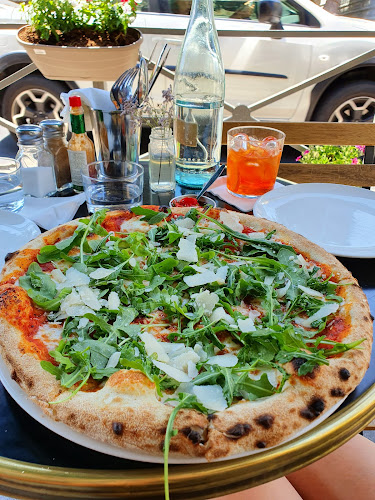 פיצה פלורה Pizza Flora