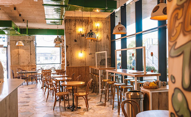 Opinii despre ארומה תלפיות התעשייה în ירושלים - הסעדה